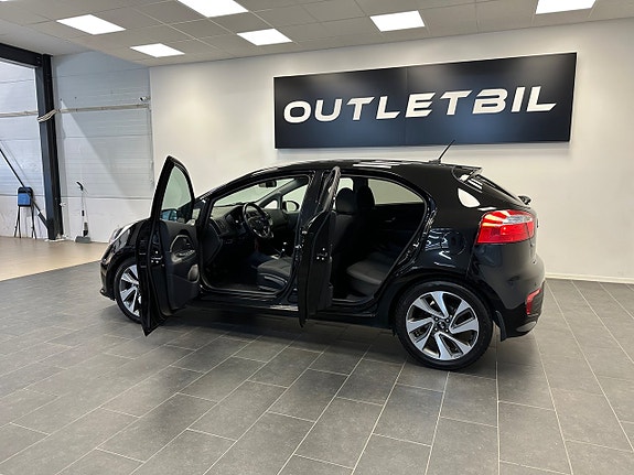 Kia Rio 3 of 28