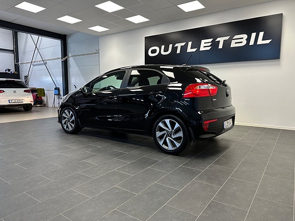 Kia Rio 4 of 28