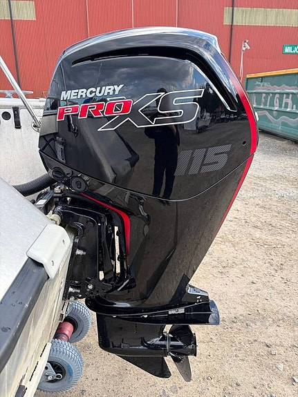 Buster XL Mercury F115 XS PRO 2024 60 tim 4 of 8