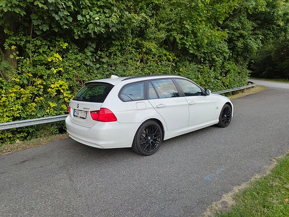 BMW 320d 6 of 10