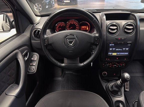 Dacia Duster 10 of 19