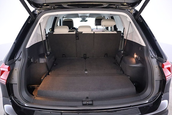 Volkswagen Tiguan Allspace 22 of 24