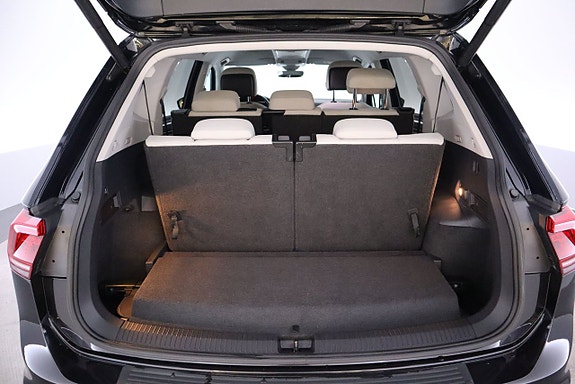 Volkswagen Tiguan Allspace 21 of 24