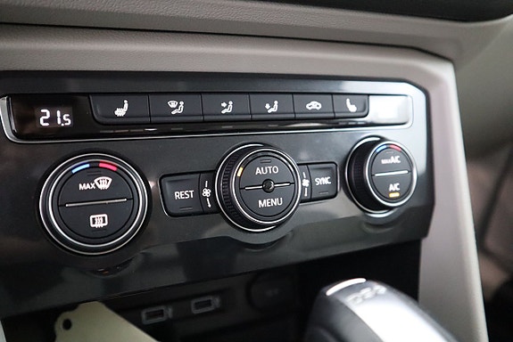 Volkswagen Tiguan Allspace 19 of 24