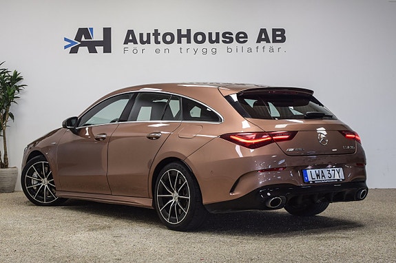 Mercedes-Benz CLA35 2 of 30
