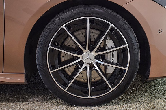 Mercedes-Benz CLA35 30 of 30