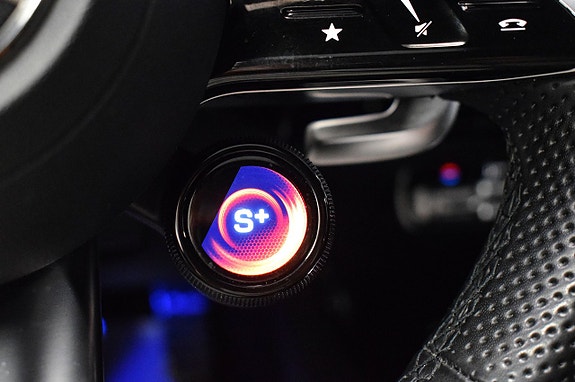 Mercedes-Benz CLA35 18 of 30