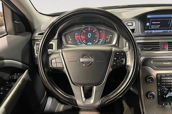 Volvo V70 13 of 17