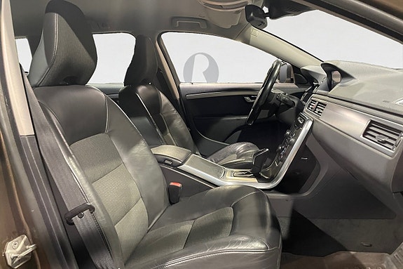 Volvo V70 15 of 17