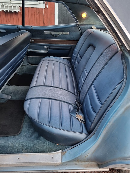 Buick Electra 225 4 of 4