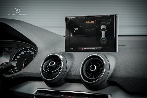 Audi Q2 13 of 21