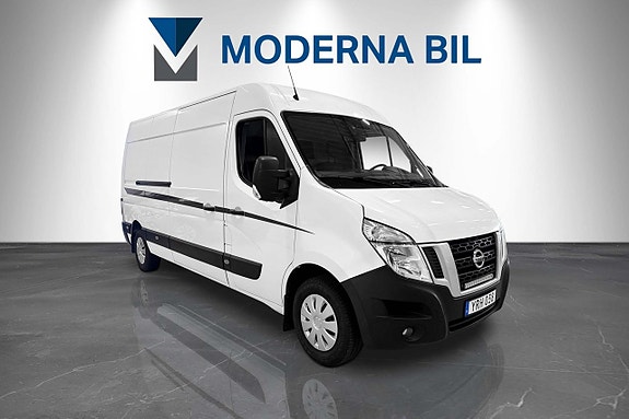 Nissan NV400 7 of 20
