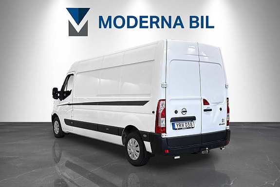 Nissan NV400 3 of 20