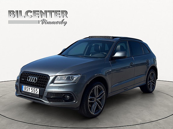 Audi Q5 2 of 23