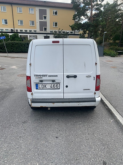 Ford Transit Connect 4 of 10