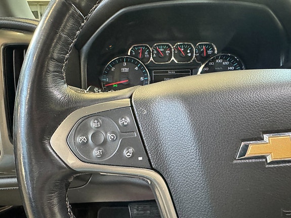Chevrolet Silverado 1500 13 of 21