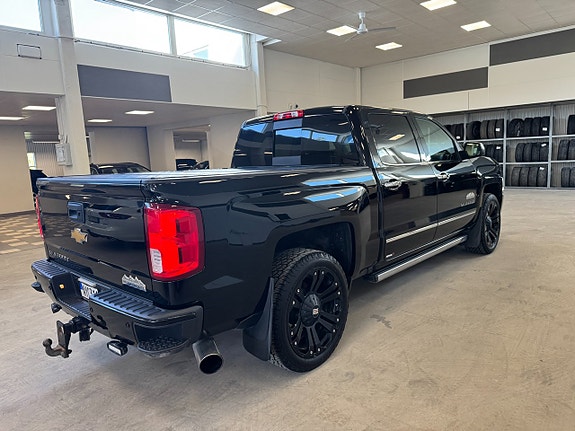 Chevrolet Silverado 1500 7 of 21