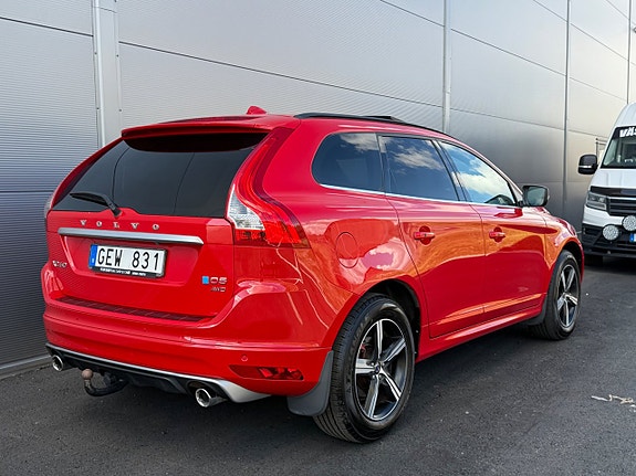 Volvo XC60 3 of 17
