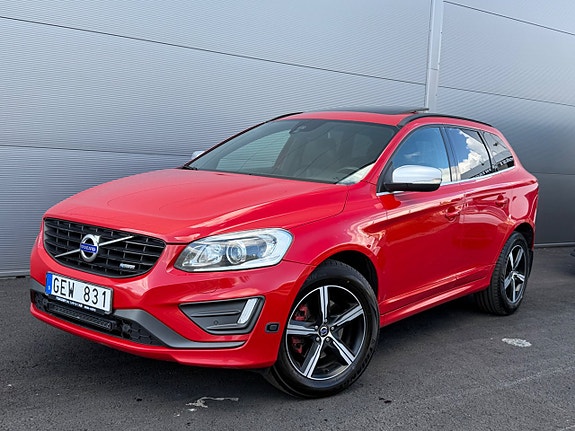 Volvo XC60 10 of 17