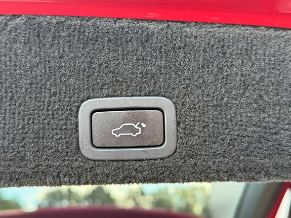 Volvo XC60 14 of 17