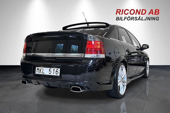 Opel Vectra 12 of 19