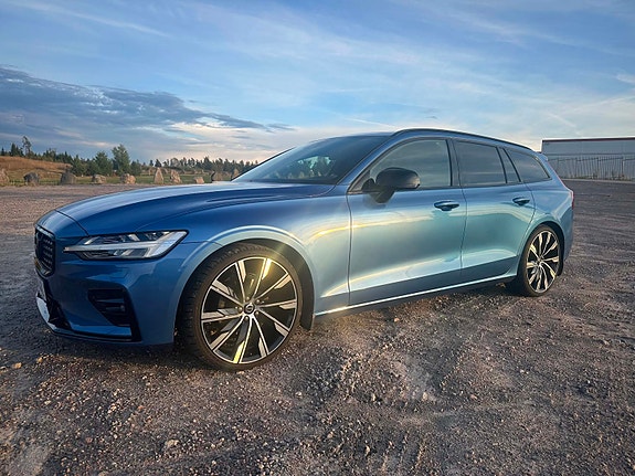 Volvo V60 4 of 6