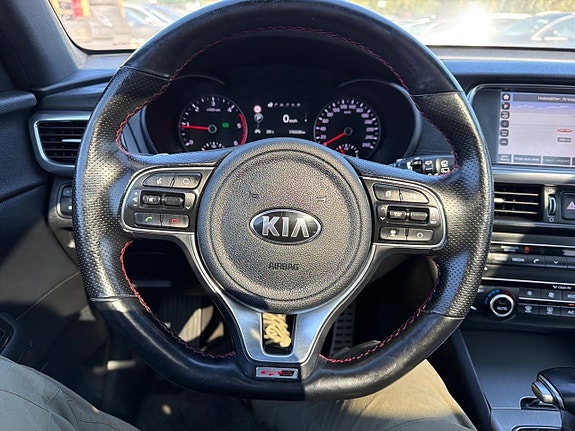 Kia Optima 25 of 29