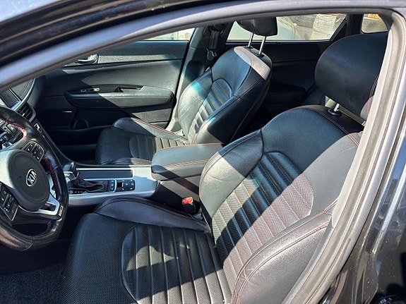 Kia Optima 27 of 29