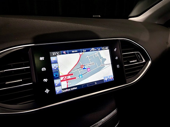 Peugeot 308 18 of 23