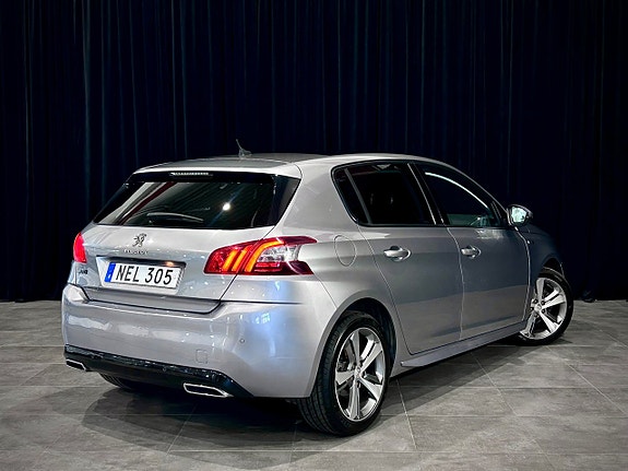 Peugeot 308 6 of 23