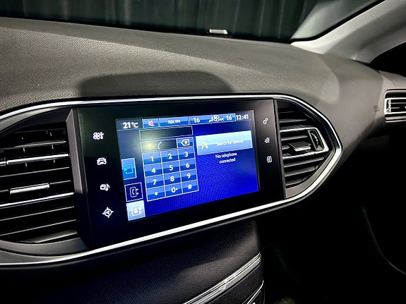 Peugeot 308 22 of 23