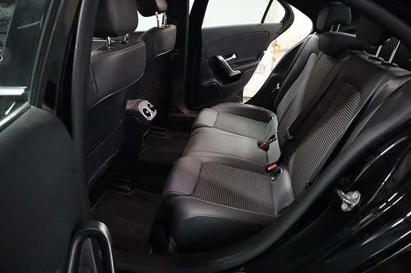 Mercedes-Benz A200 13 of 20