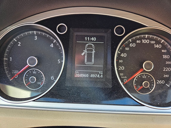 Volkswagen Passat Alltrack 5 of 6