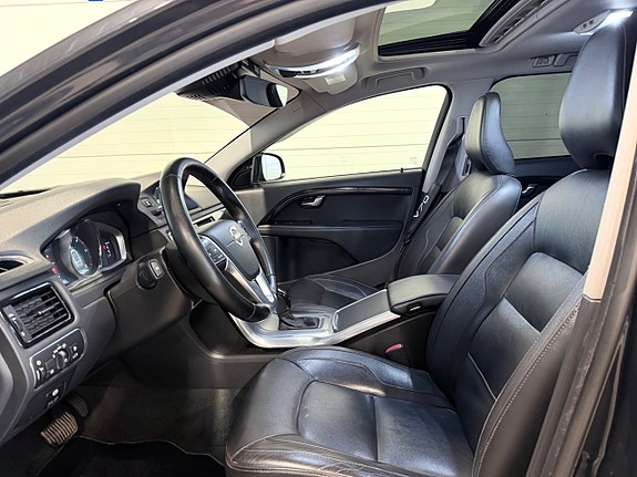 Volvo V70 10 of 19