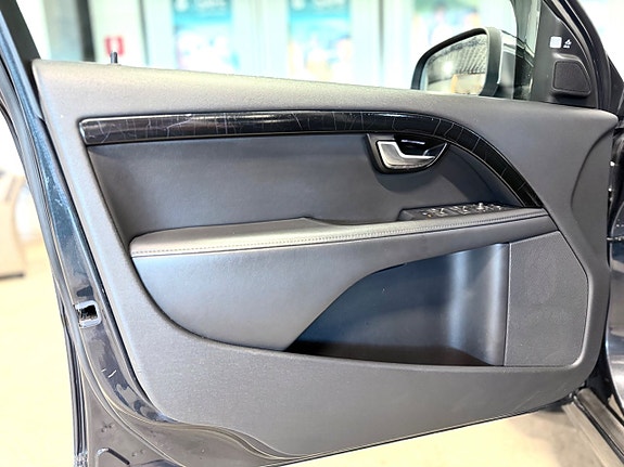Volvo V70 18 of 19