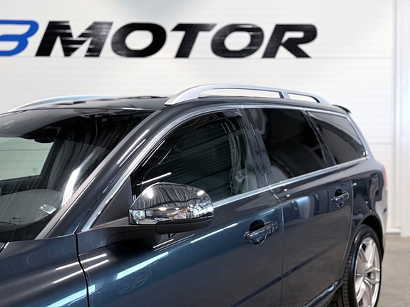 Volvo V70 4 of 19