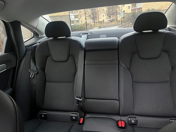 Volvo S90 8 of 8