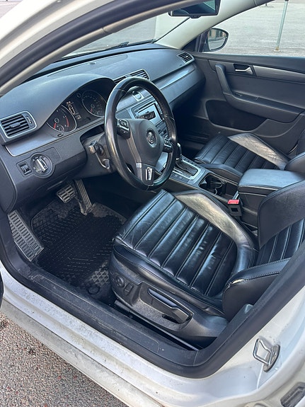 Volkswagen Passat 6 of 8