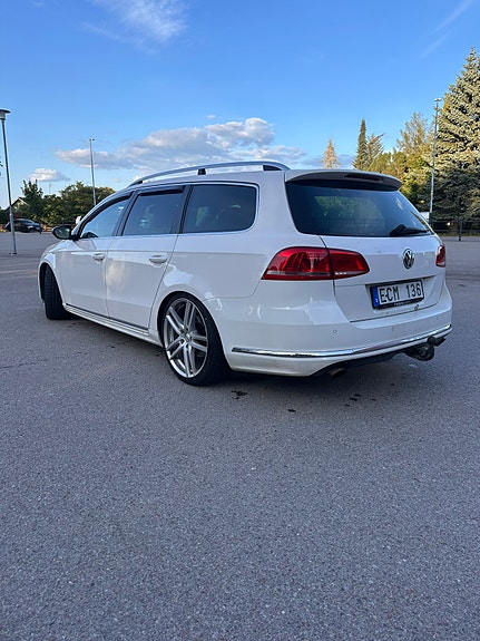 Volkswagen Passat 4 of 8