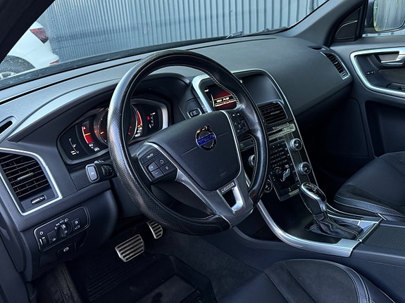 Volvo XC60 13 of 15