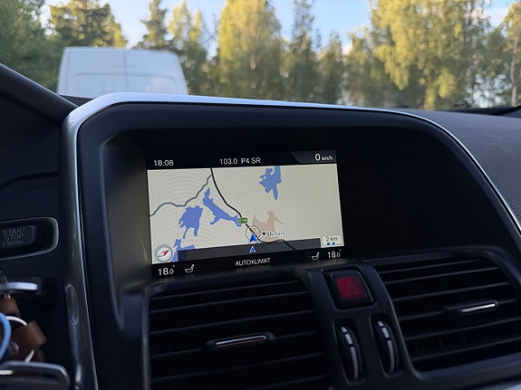 Volvo XC60 12 of 15