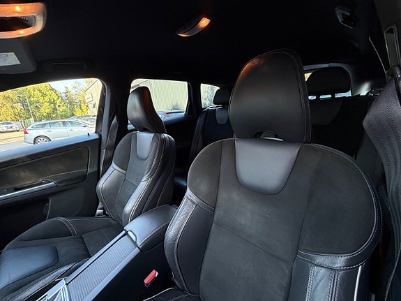 Volvo XC60 14 of 15