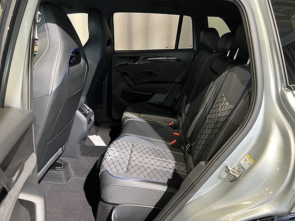Volkswagen Tiguan 14 of 22