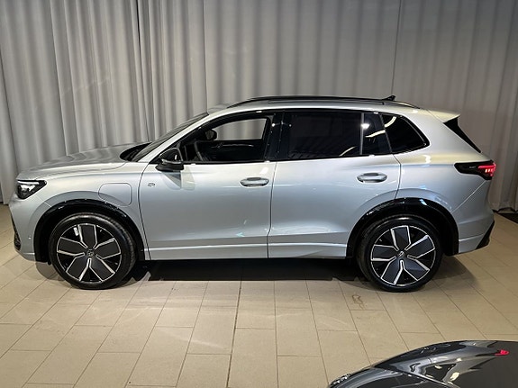 Volkswagen Tiguan 4 of 22
