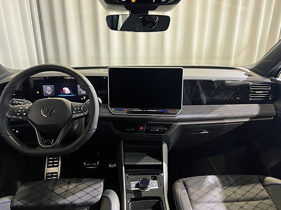Volkswagen Tiguan 16 of 22