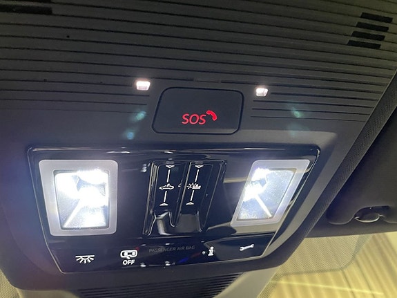 Volkswagen Passat 17 of 18