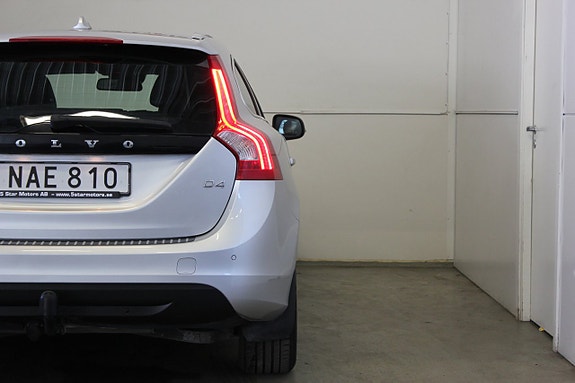 Volvo V60 6 of 23