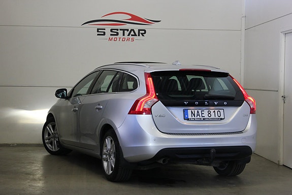 Volvo V60 7 of 23