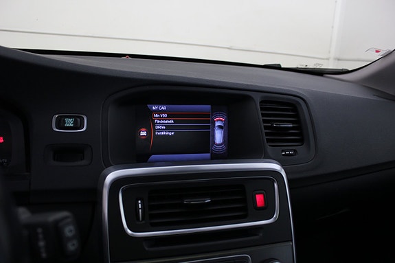 Volvo V60 18 of 23