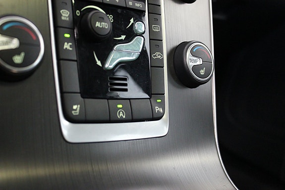 Volvo V60 23 of 23